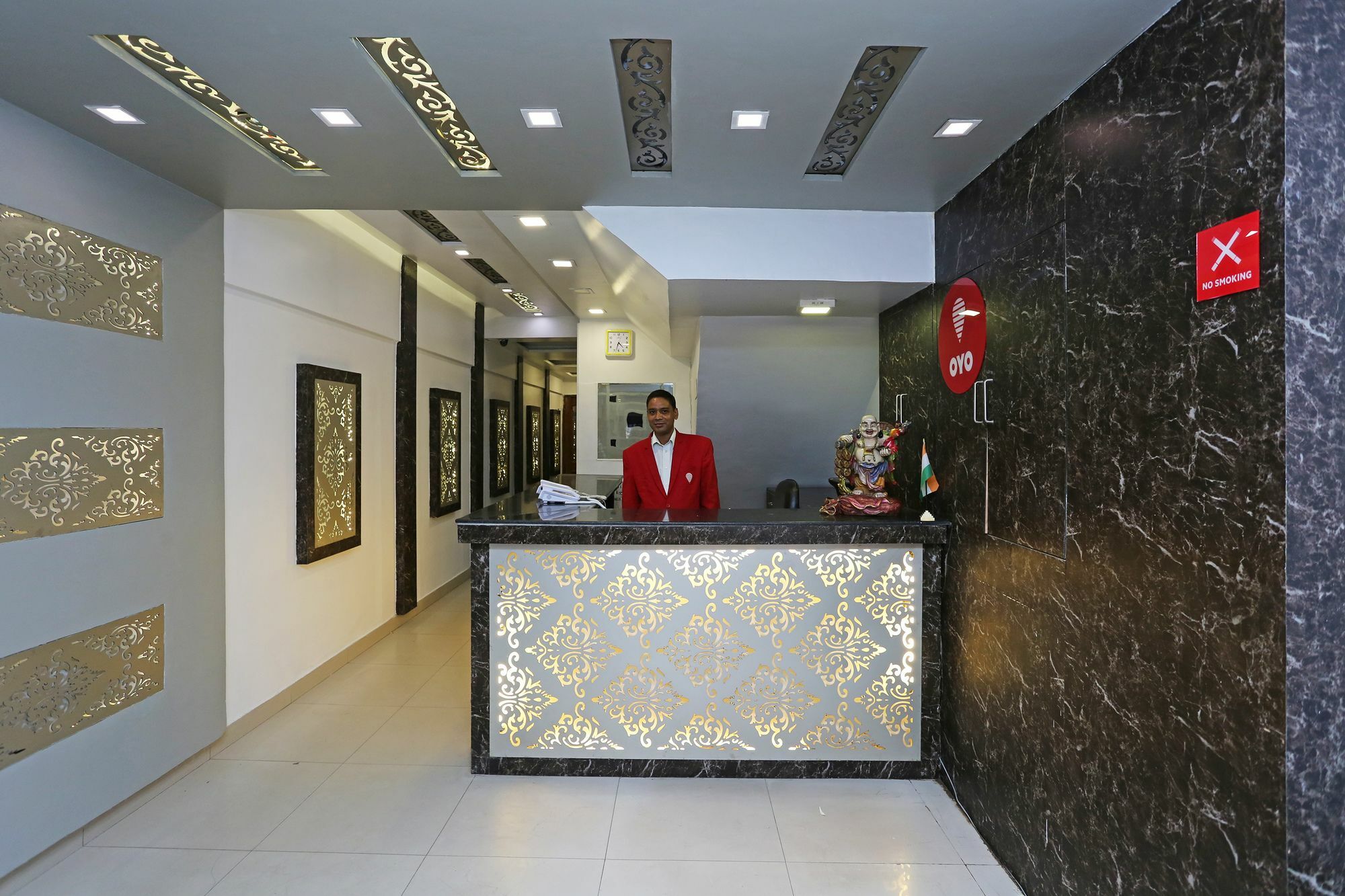 Hotel Elegant International Nueva Delhi Exterior foto